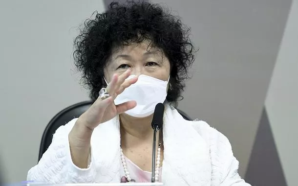 “Pacto da cloroquina” explica por que médicos bolsonaristas odeiam colegas cubanos