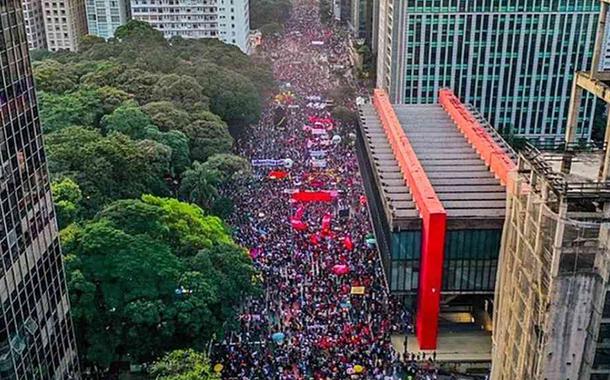 Manifestação de 29 de maio na Av. Paulista contra Bolsonaro e por vacina