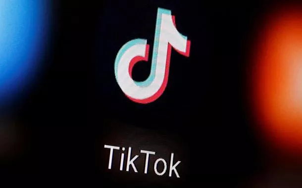 TikTok é processado nos EUA sob acusação de prejudicar usuários mais jovens