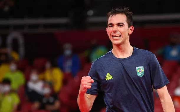 Hugo Calderano bate número 3 e vai à semi em etapa da Copa do Mundo
