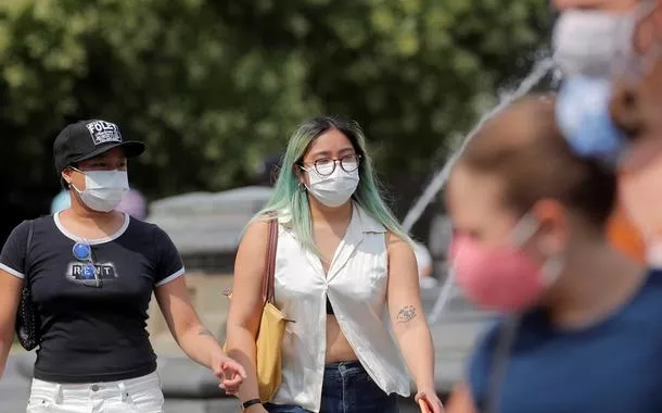 Cinco anos após início da pandemia, impactos econômicos da Covid-19 ainda são sentidos no mundo