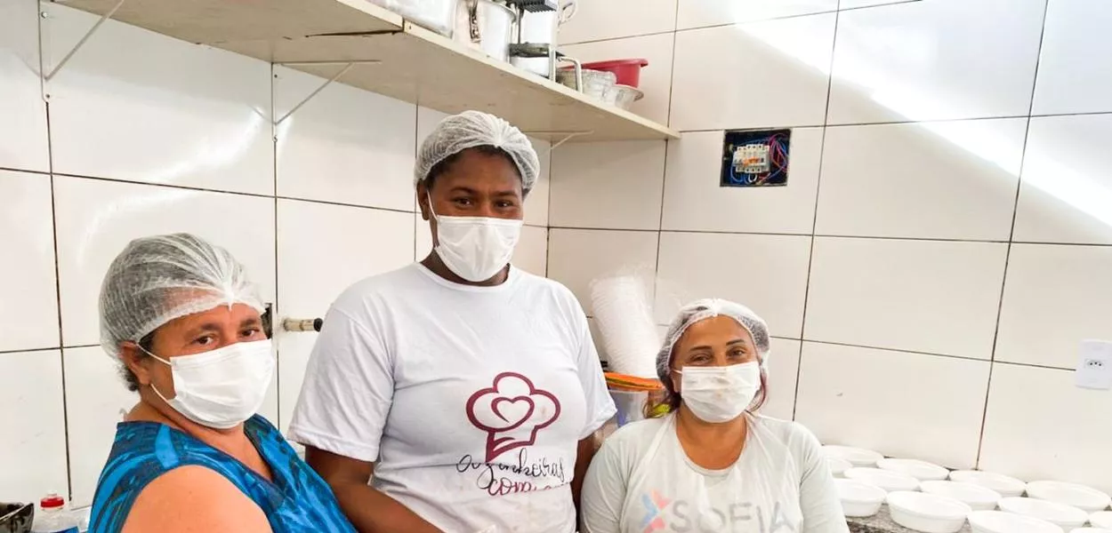 “Cozinheiras com Amor”