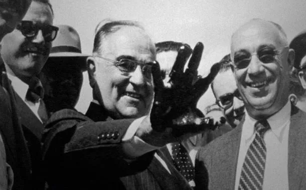 "O Brasil se divide entre antes e depois da Revolução de 30, liderada por Getúlio", diz Juremir Machado da Silva