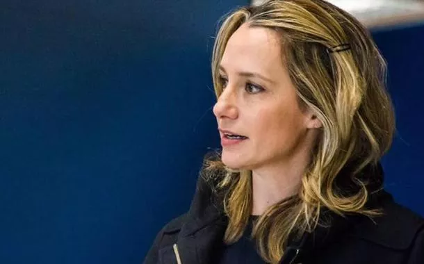 "Lava Jato foi complô marcado por condenações antecipadas com ajuda da mídia", diz Carol Proner