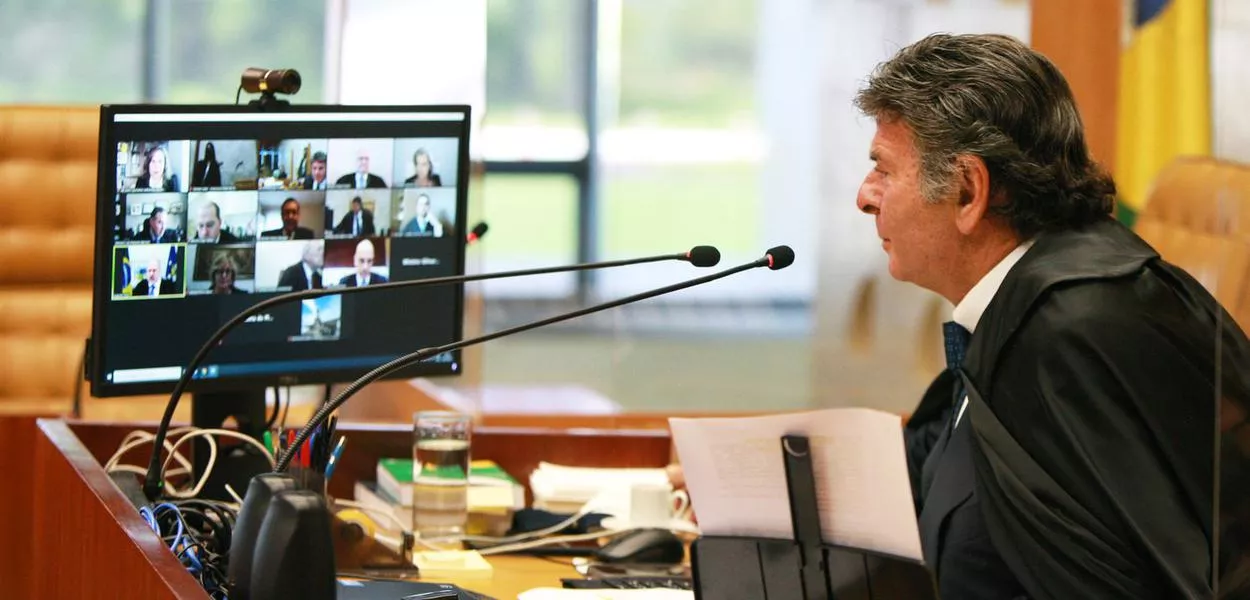 Ministro Luiz Fux preside sessão plenária por videoconferência