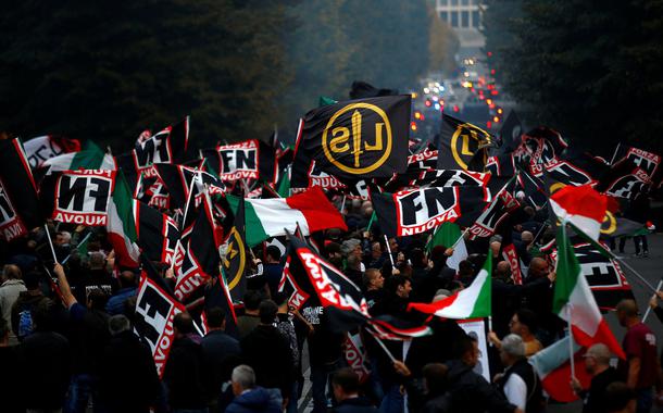Manifestação de integrantes do Forza Nuova em Roma