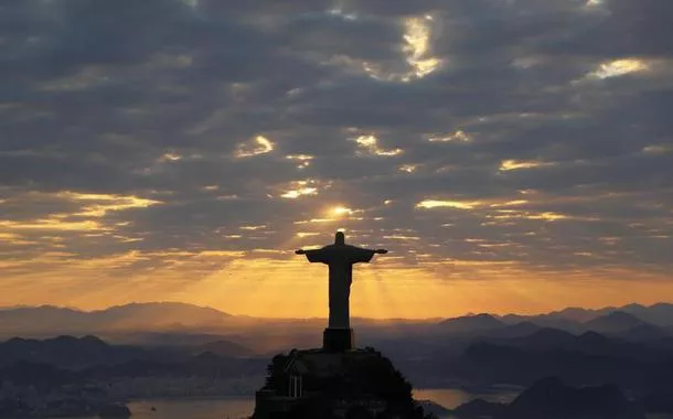 Investimentos estrangeiros no turismo brasileiro crescem 231% em 2024