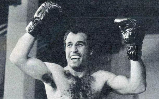 Campeão mundial de boxe, Miguel de Oliveira morre aos 74 anos