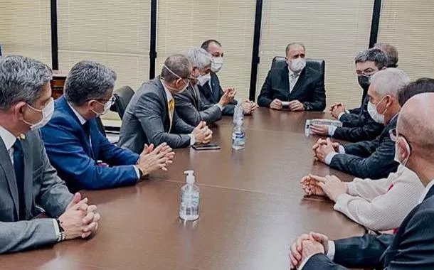 Depois de 100 dias, indiciamentos da CPI da Covid não saem da gaveta de Aras