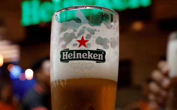 Heineken sai da Rússia e vende suas operações no país por um euro