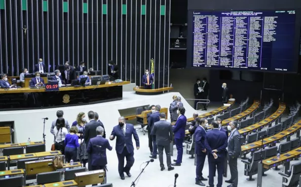 Sessão da Câmara para analisar a PEC dos Precatórios