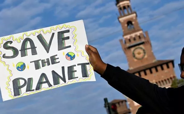 O novo CEO do império e os feudatários patéticos