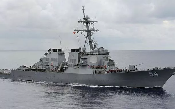 Frota militar dos EUA recua no Caribe por causa de furacão em meio à tensão com Venezuela