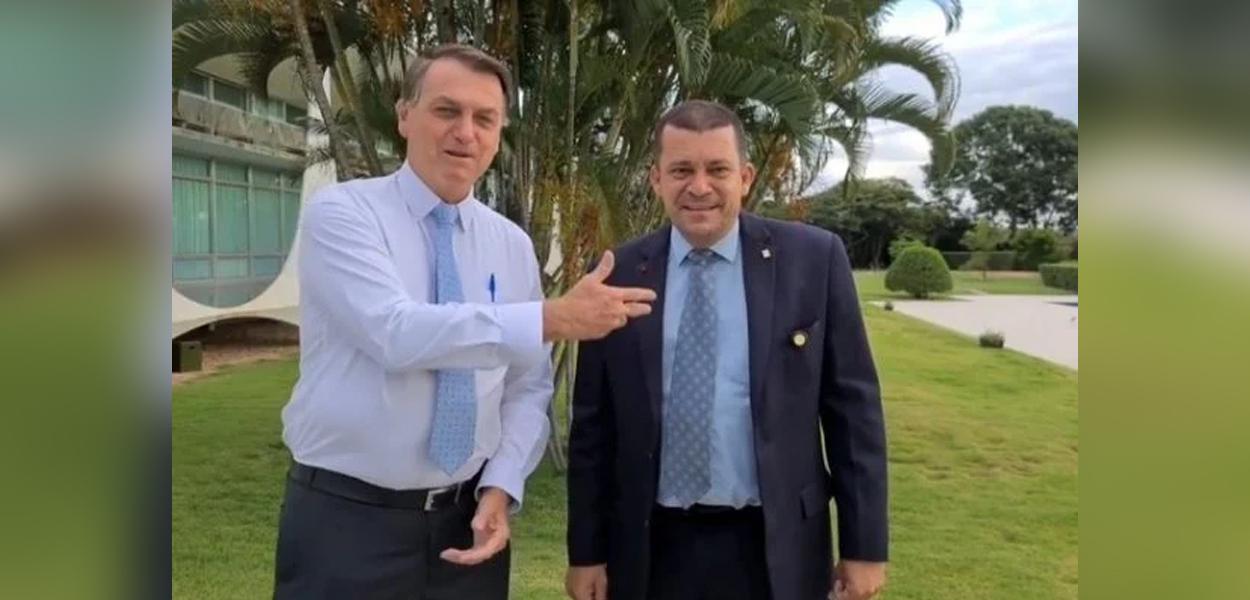 Bolsonaro e Max Guilherme