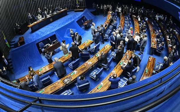 Senado aprova projeto que suspende pagamento da dívida do RS por 3 anos