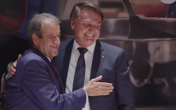 Bolsonaro usa até Valdemar para afrontar o Supremo