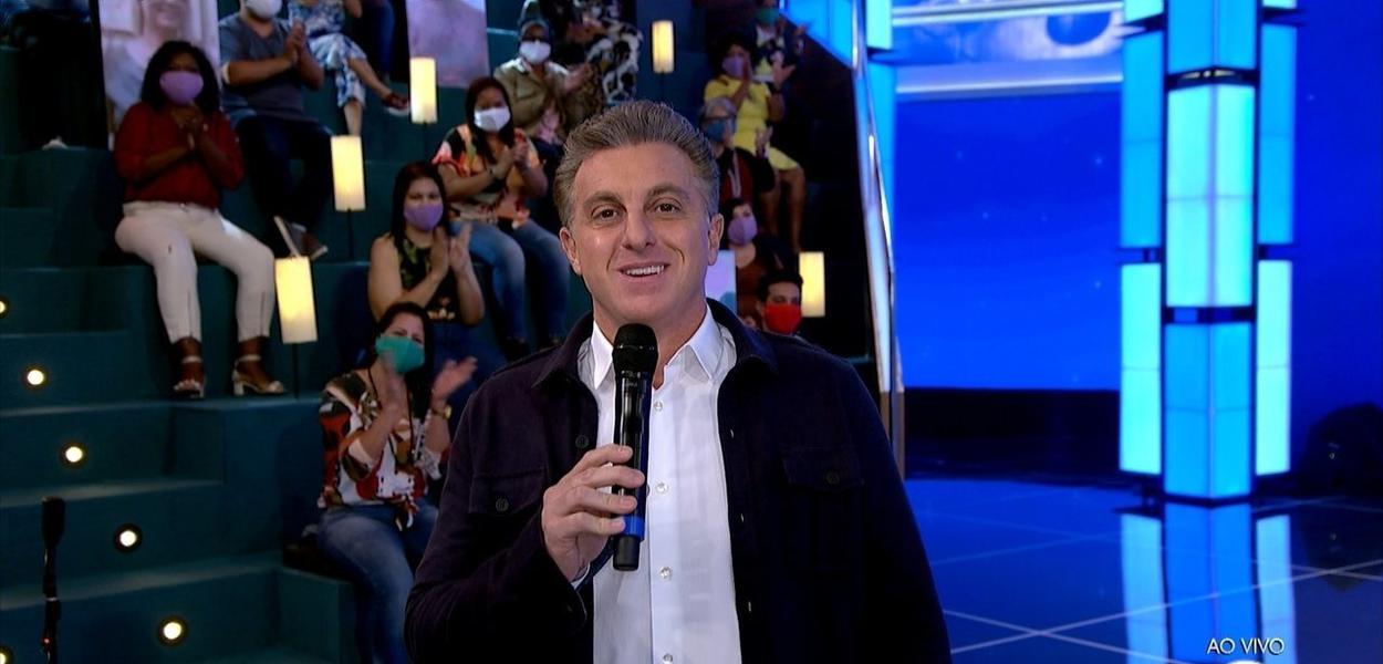 Luciano Huck no "Domingão", da Globo
