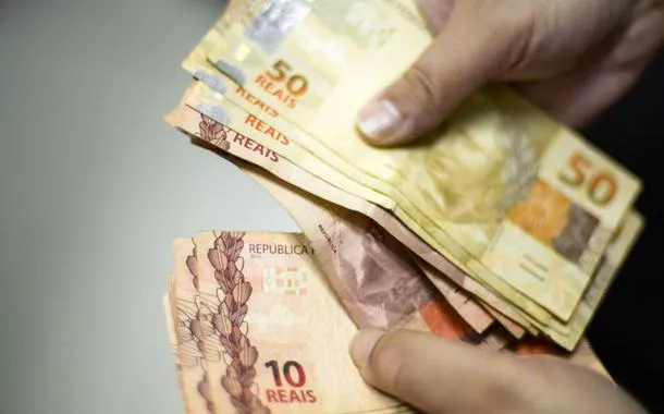 Orçamento 2026: proposta do governo prevê salário mínimo de R$ 1.631