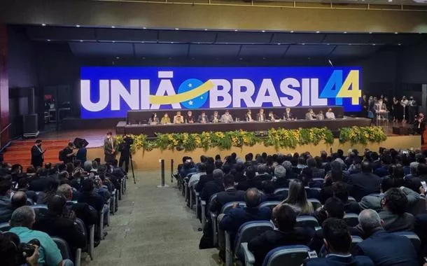 Centrão vai mesmo desembarcar do governo?