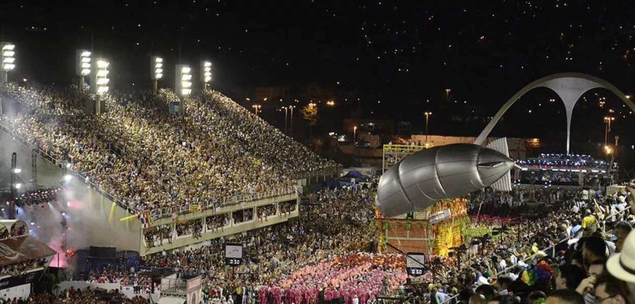 Exu vai passar outra vez na avenida