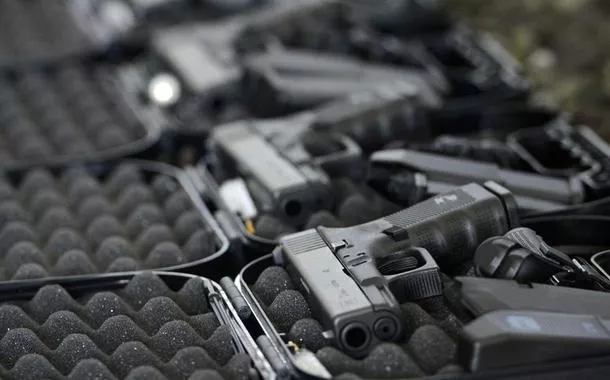 Taurus vai transferir principal linha de montagem de armas para os EUA após tarifaço de Trump