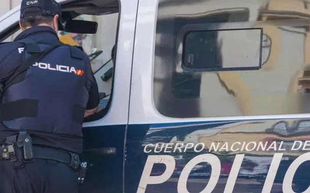 Colisão entre trens de alta velocidade na Espanha deixa ao menos 21 mortos, diz polícia