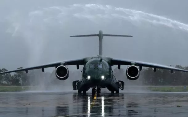 Embraer formaliza vendasplay futebol ao vivocargueiro militar C-390 para Áustria e Holanda, com entregas a partirplay futebol ao vivo2027