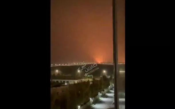 Irã afirma que atingiu base dos EUA no Iraque em meio à escalada regional