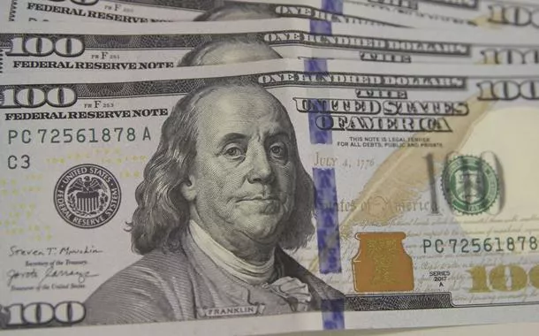 Economia global em transe: dólar forte empurra o mundo ladeira abaixo