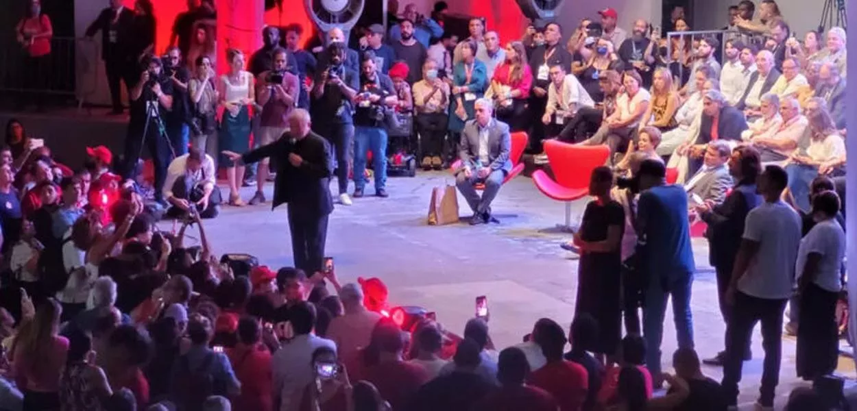 Retomar a democracia para o Brasil reencontrar a esperança