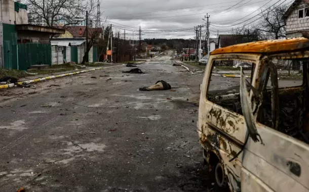 O estranho massacre de Bucha