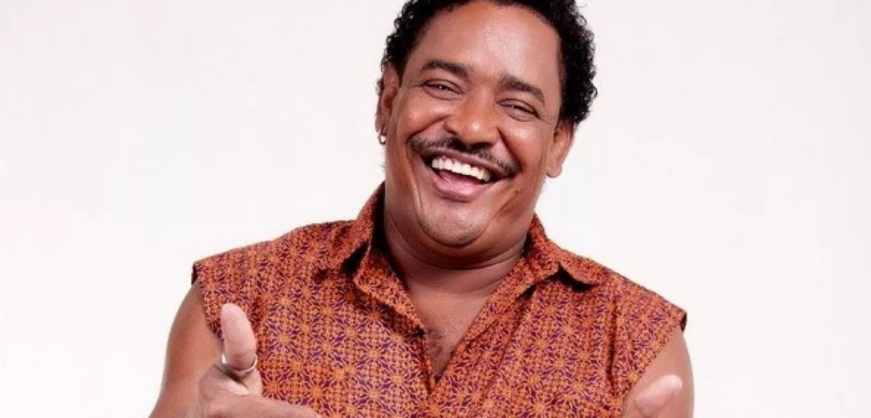 Compadre Washington é acusado de transfobia após constranger fã trans em show: "mentira sua, mamãe não batizou você assim"