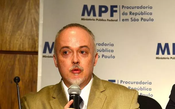 Governo Lula rebate ataques de viúvo da Lava Jato: 'Ainda é tempo de reconhecer seus erros'