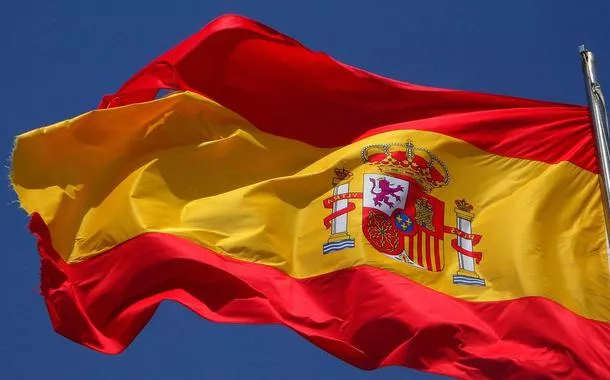 Tribunal Constitucional da Espanha aprova aborto para adolescentes de 16 e 17 anos