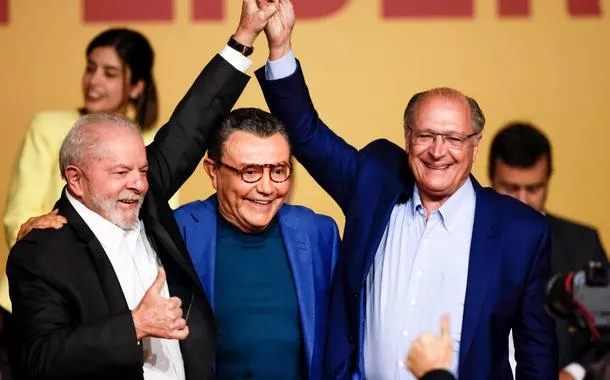 Presidente do PSB, Carlos Siqueira já pressiona por reedição da chapa Lula-Alckmin em 2026