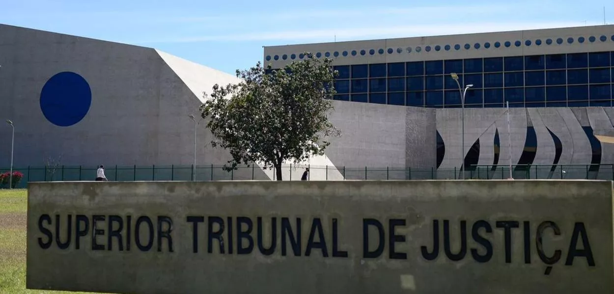 STJ