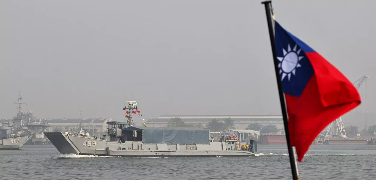 Taiwan: um problema a ser resolvido pelos chineses, só pelos chineses!