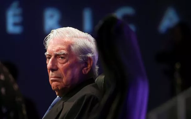 Morre Mario Vargas Llosa, escritor e Nobel de Literatura, aos 89 anos