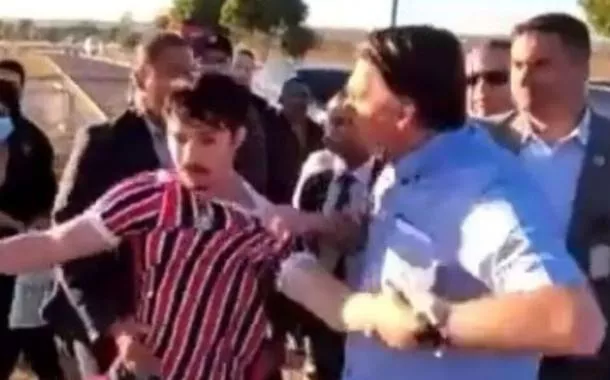 Aliados do Planalto culpam GSI e Bolsonaro pela agressão ao youtuber Wilker Leão