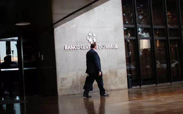 BC volta atrás em discurso e passa a criticar aumento de impostos