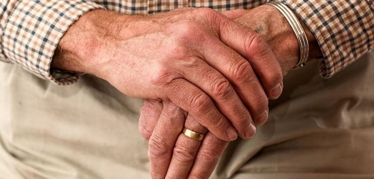 Letalidade por vírus respiratório em idosos chega a 25% em dez anos
