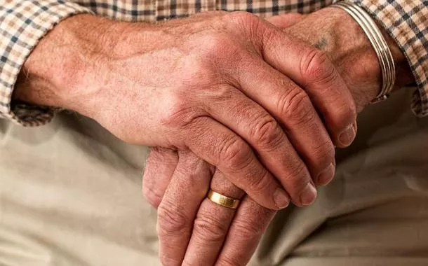 Letalidade por vírus respiratório em idosos chega a 25% em dez anos