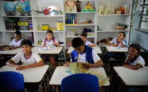Brasil supera patamar pré-pandemia, com 56% de crianças alfabetizadas no 2º ano do Fundamental