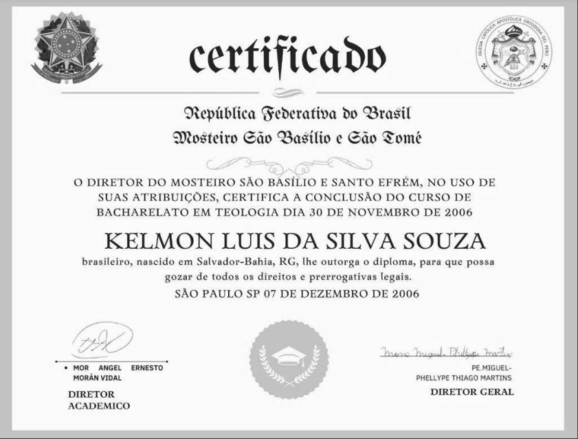 O diploma apresentado pelo padre: sem endereço do Mosteiro e sem registro do sistema federal de ensnino