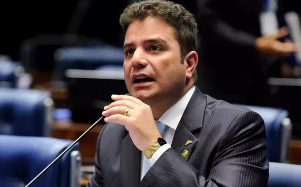 Apartamento de R$ 6 milhões: governador bolsonarista do Acre diz ser vítima de "assassinato de reputação" após depor ao STJ