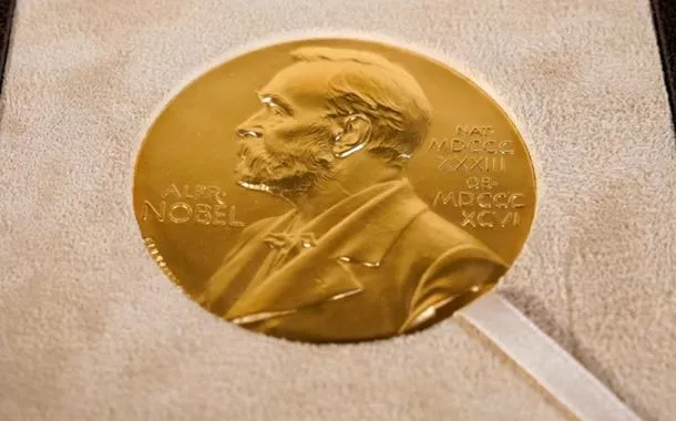 Prêmio Nobel de Física de 2024 reconhece trabalhos em redes neurais artificiais