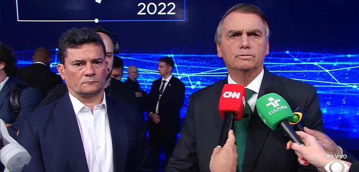 Bolsonaro afirma que, no xadrez do governo, a dama é a PGR