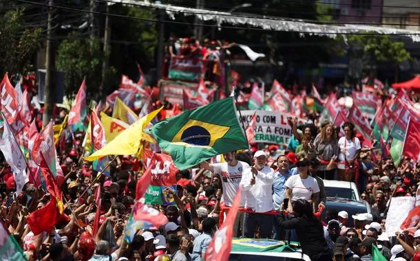 Ex-presidente Lula durante evento de campanha em São Gonçalo (RJ) - 20/10/2022