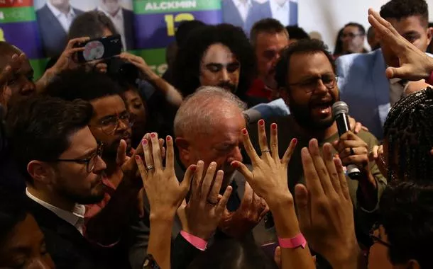 Lula retoma esforço de aproximação com o eleitorado evangélico