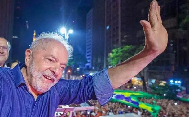 Lula é eleito presidente do Brasil pela terceira vez